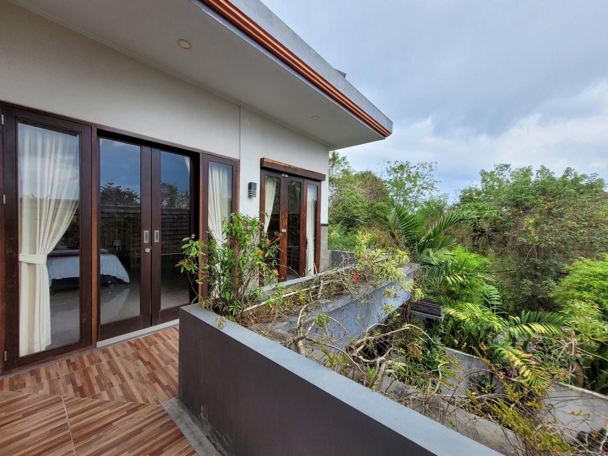 Ramantika Sunset Bay Villa Nusa Dua  Buitenkant foto